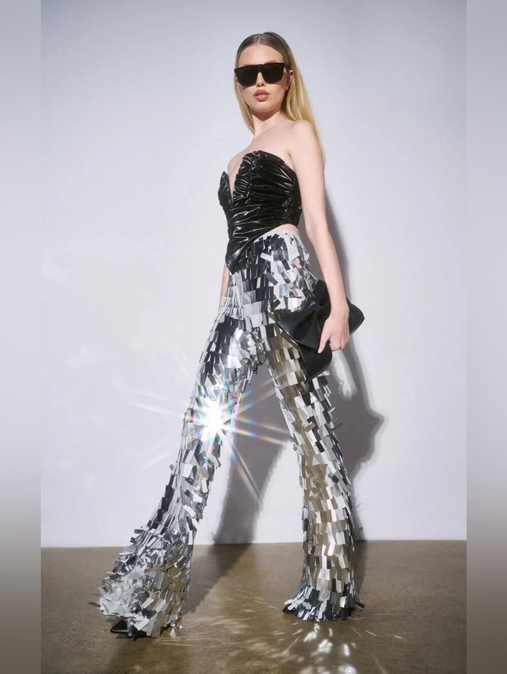AKIRA Label Val Sequin Pant in Silver - Elastic Waistband - High Raise - Size 1X - Picture 2 of 12